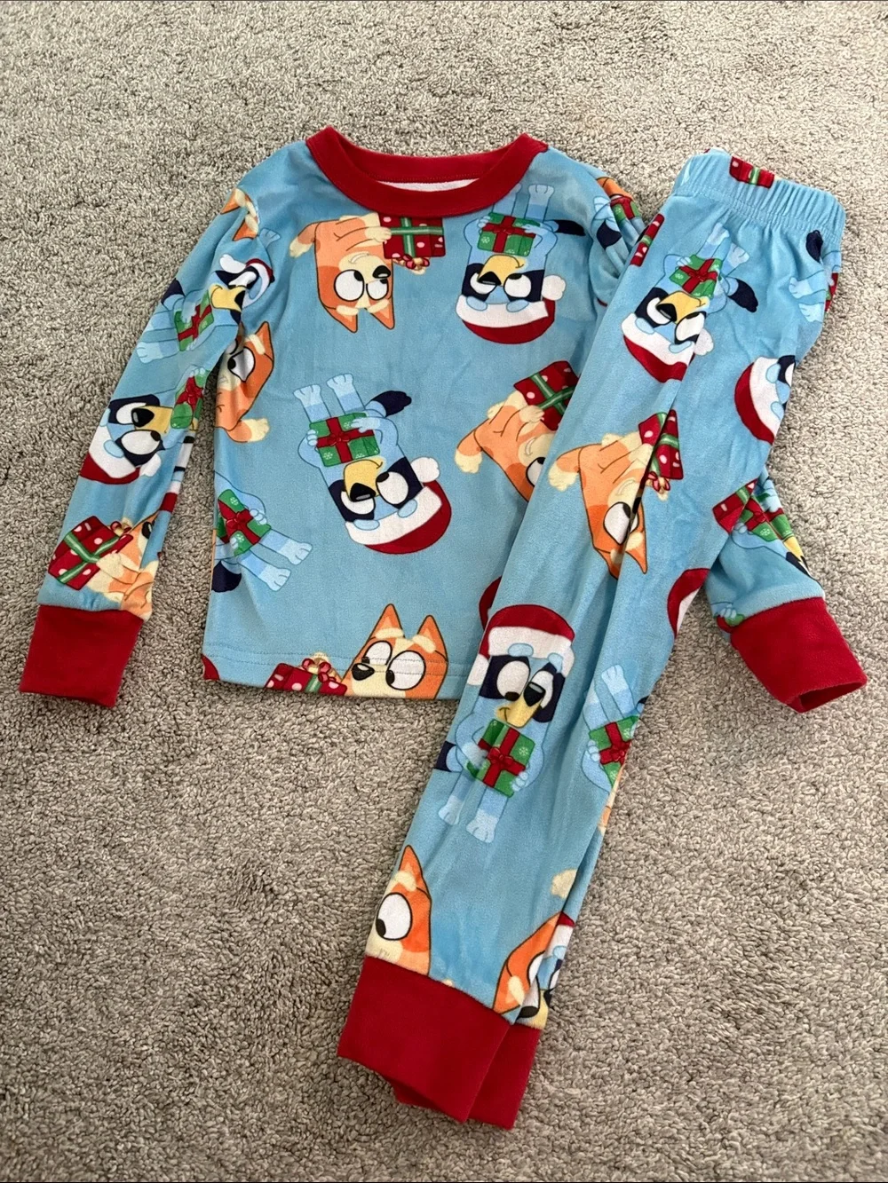 Bluey toddler Holiday Pajama Set 4